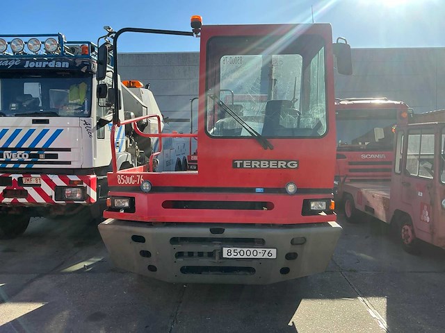 2017 terberg yt182 terminal trekker - afbeelding 11 van  20