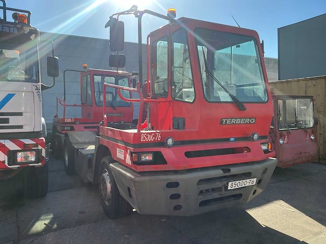 2017 terberg yt182 terminal trekker - afbeelding 14 van  20