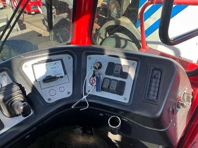 2017 terberg yt182 terminal trekker - afbeelding 4 van  17