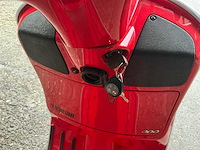 2017 vespa gts super 300 moto scooter - afbeelding 12 van  14