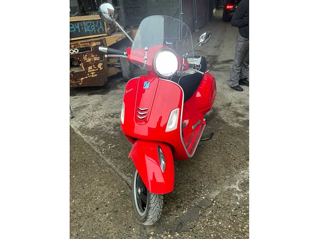 2017 vespa gts super 300 moto scooter - afbeelding 3 van  14