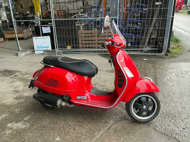 2017 vespa gts super 300 moto scooter - afbeelding 5 van  14