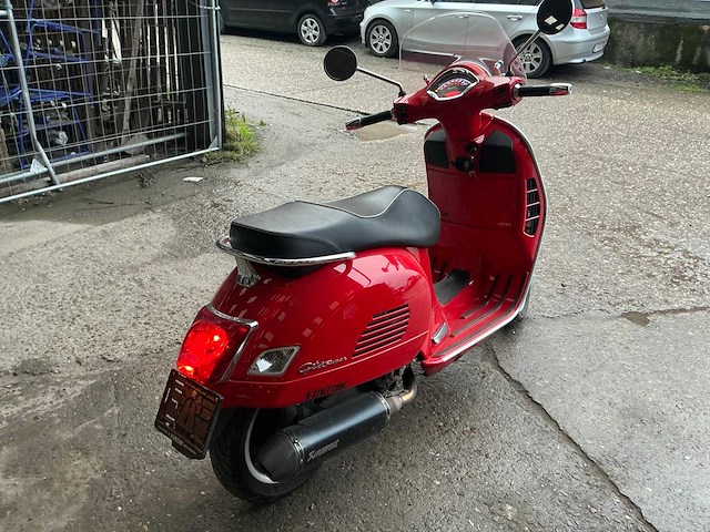 2017 vespa gts super 300 moto scooter - afbeelding 6 van  14
