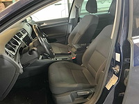 2017 volkswagen golf personenauto - afbeelding 16 van  18