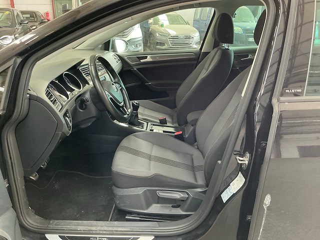 2017 volkswagen golf - afbeelding 1 van  11