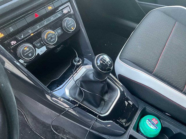 2017 volkswagen t-rock - afbeelding 4 van  24