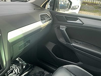 2017 volkswagen tiguan 1.4 tsi dsg blue motiontechnology lounge personenauto - afbeelding 13 van  40