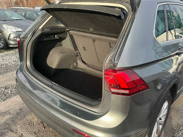 2017 volkswagen tiguan 1.4 tsi dsg blue motiontechnology lounge personenauto - afbeelding 21 van  40