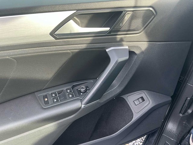 2017 volkswagen tiguan 1.4 tsi dsg blue motiontechnology lounge personenauto - afbeelding 26 van  40