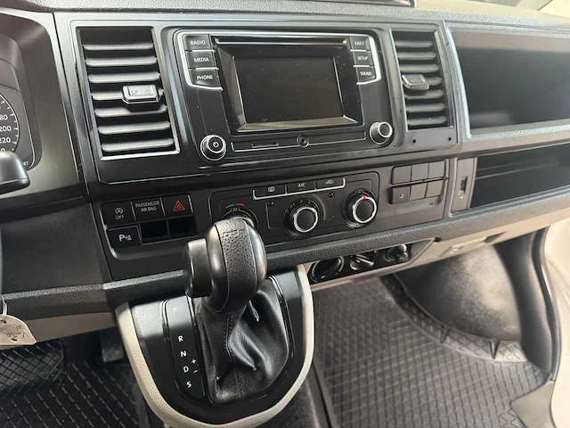 2017 volkswagen transporter - 204pk - afbeelding 9 van  26
