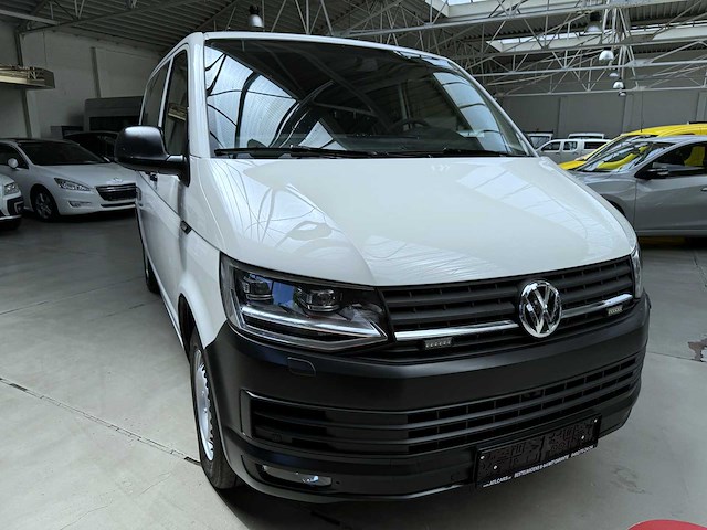 2017 volkswagen transporter kombi 4x4 minibus - afbeelding 14 van  23
