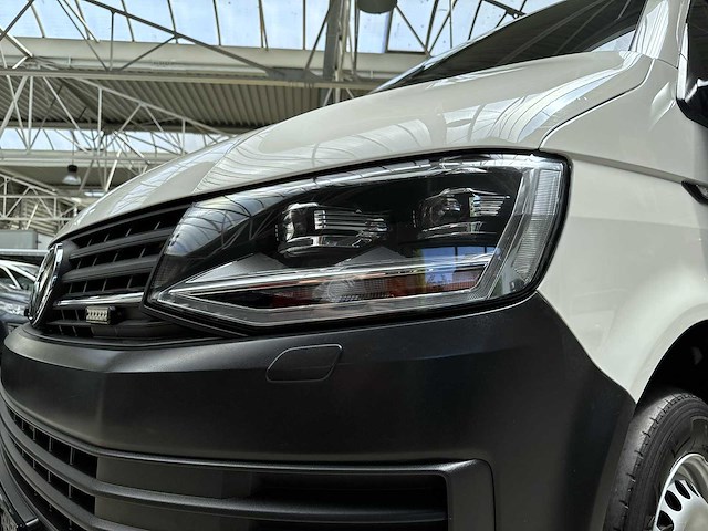 2017 volkswagen transporter kombi 4x4 minibus - afbeelding 18 van  23