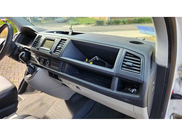 2017 volkswagen transporter kombi - afbeelding 19 van  49