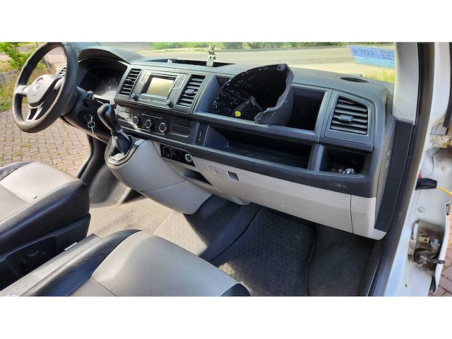 2017 volkswagen transporter kombi - afbeelding 20 van  49