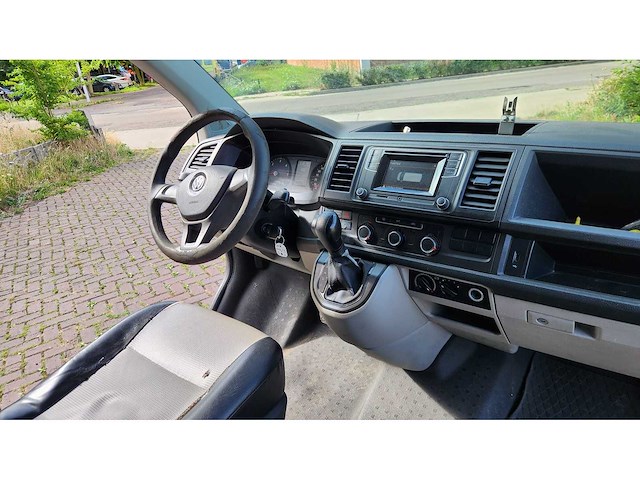 2017 volkswagen transporter kombi - afbeelding 21 van  49