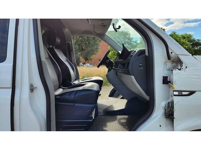 2017 volkswagen transporter kombi - afbeelding 22 van  49