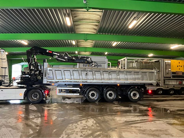 2017 volvo fh vta3t trekker met 2017 royen rs3h4 kraan, oplegger - afbeelding 5 van  55