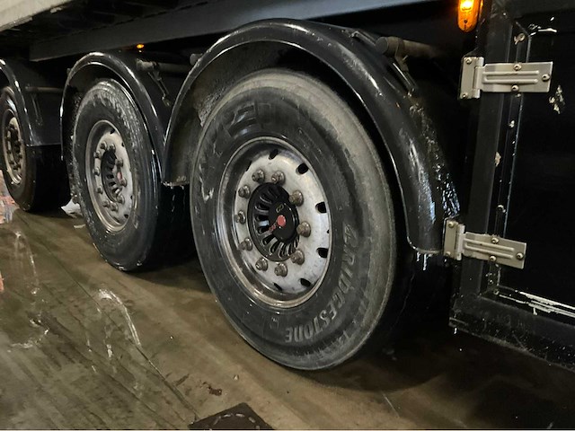 2017 volvo fh vta3t trekker met 2017 royen rs3h4 kraan, oplegger - afbeelding 7 van  55