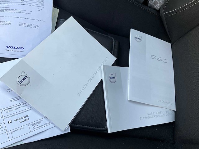 2017 volvo s60 wagen (1166-1045) - afbeelding 17 van  27