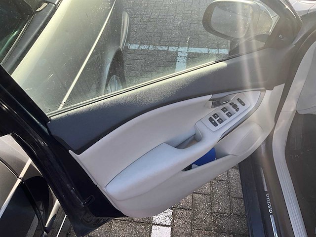 2017 volvo v40 wagen (1165-1032) - afbeelding 30 van  37