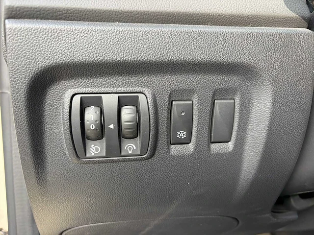 2018 - renault - captur - 0.9i - 12v turbo tce 90 - car - afbeelding 5 van  20