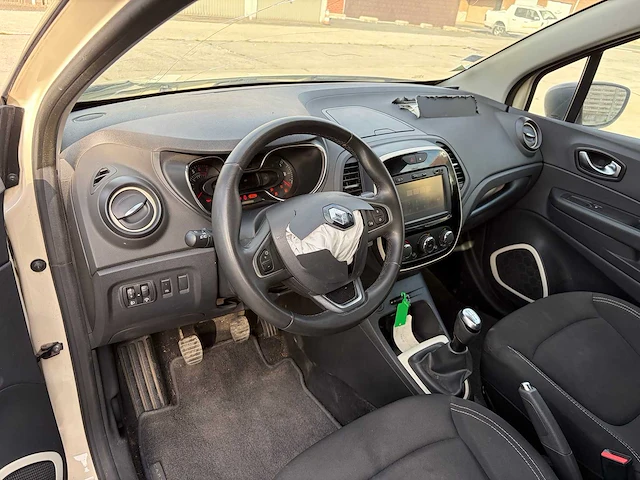 2018 - renault - captur - 0.9i - 12v turbo tce 90 - car - afbeelding 13 van  20