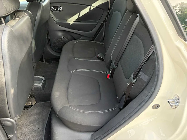 2018 - renault - captur - 0.9i - 12v turbo tce 90 - car - afbeelding 17 van  20