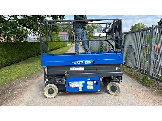 2018 aichi sv06e1nl hoogwerker - functioneel - afbeelding 1 van  12