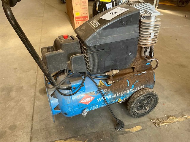 2018 airpress h 360/25 verrijdbare luchtcompressor - afbeelding 4 van  6