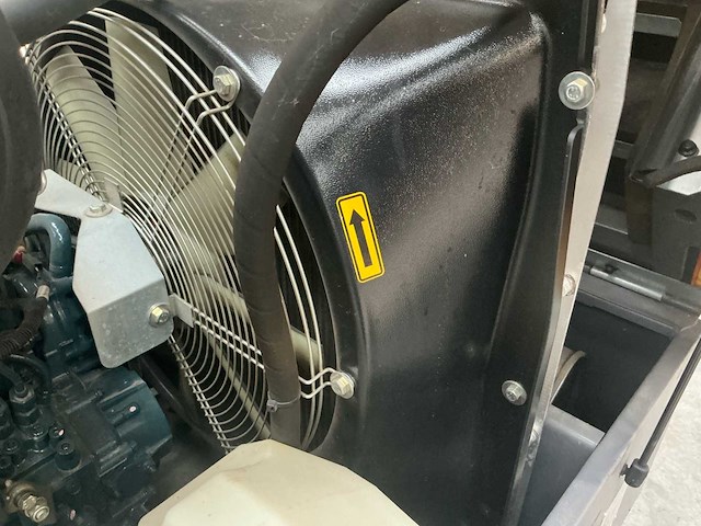 2018 atlas copco xas 88 mobiele compressor - afbeelding 4 van  7