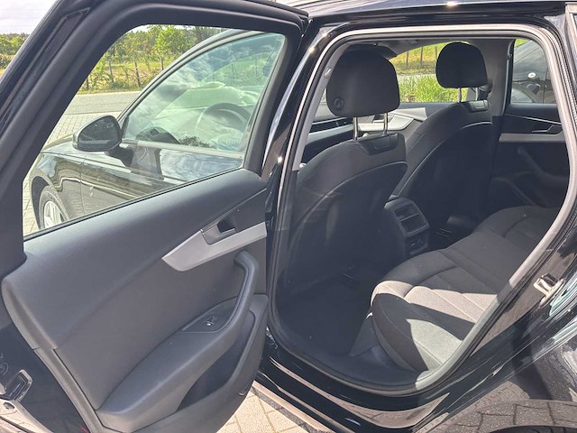 2018 audi a4 avant personenauto - afbeelding 18 van  31