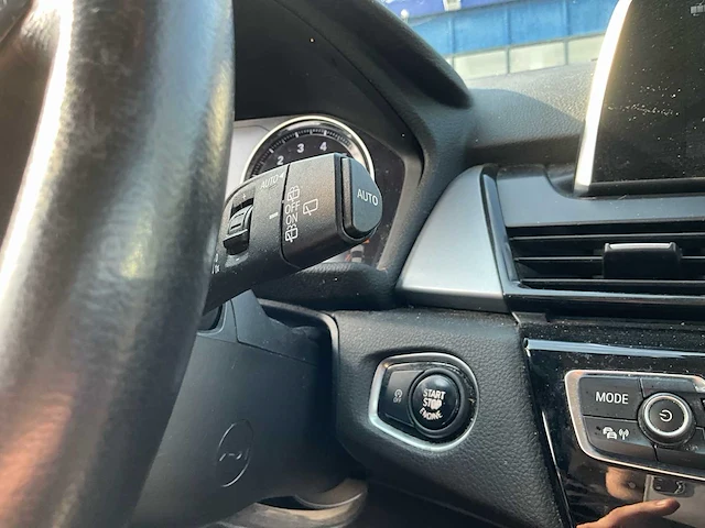 2018 bmw 216i personenauto - afbeelding 9 van  34