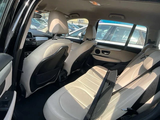 2018 bmw 216i personenauto - afbeelding 16 van  34
