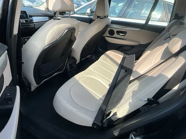 2018 bmw 216i personenauto - afbeelding 22 van  34