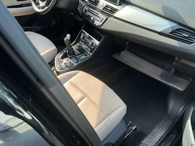 2018 bmw 216i personenauto - afbeelding 26 van  34