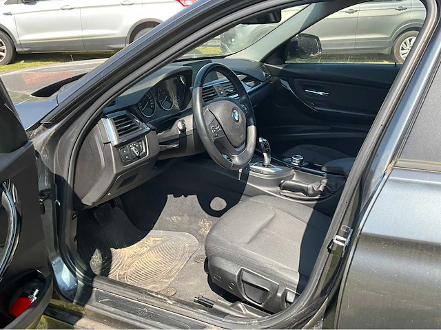 2018 bmw 318d - afbeelding 8 van  39