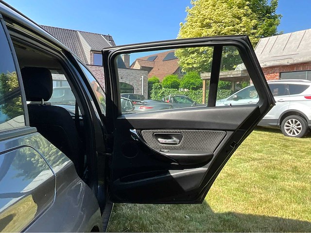 2018 bmw 318d - afbeelding 21 van  39