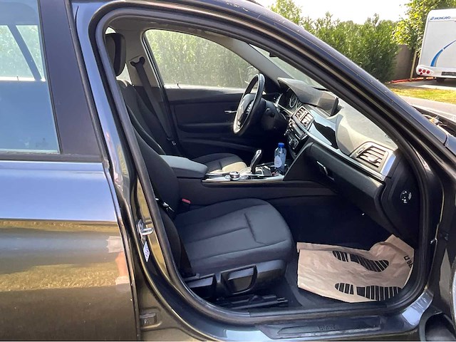 2018 bmw 318d - afbeelding 30 van  39