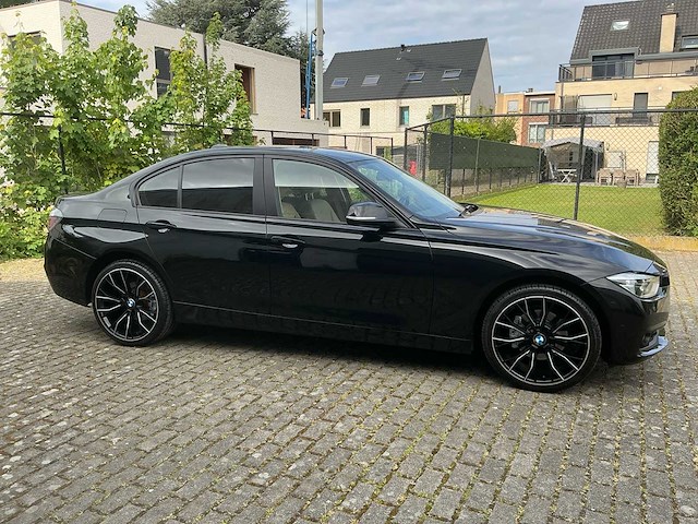 2018 bmw 320i personenauto - afbeelding 20 van  23
