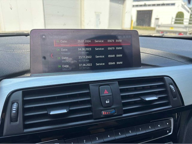 2018 bmw 330e iperformance m pack personenauto - afbeelding 11 van  36