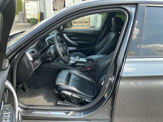 2018 bmw 330e iperformance m pack personenauto - afbeelding 6 van  39
