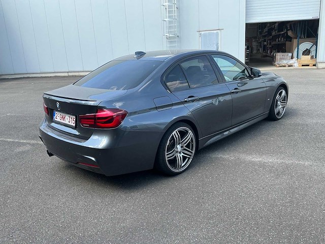 2018 bmw 330e iperformance m pack personenauto - afbeelding 35 van  39