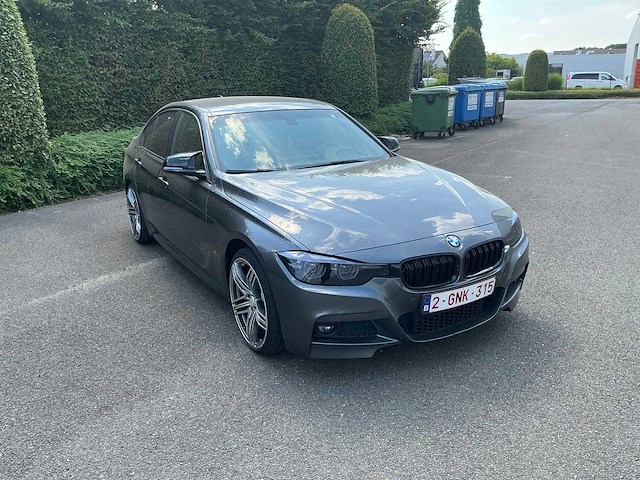 2018 bmw 330e iperformance m pack personenauto - afbeelding 37 van  39