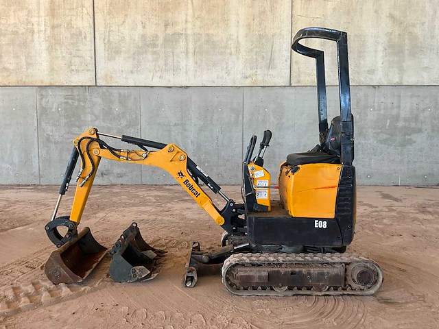 2018 bobcat e08 minigraafmachine - afbeelding 1 van  15