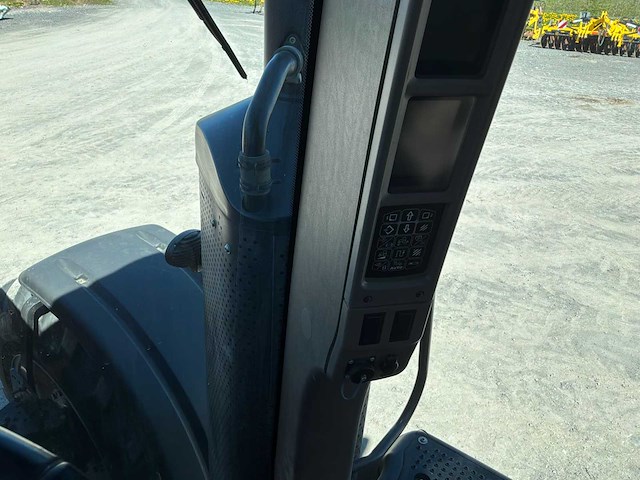 2018 case 380cx 4wd landbouwtractor - afbeelding 17 van  33
