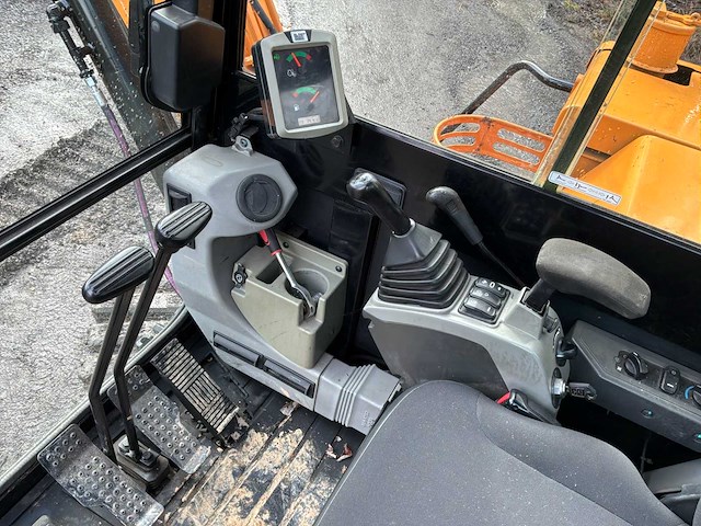 2018 caterpillar 305.5e2 rupsgraafmachine - afbeelding 18 van  40