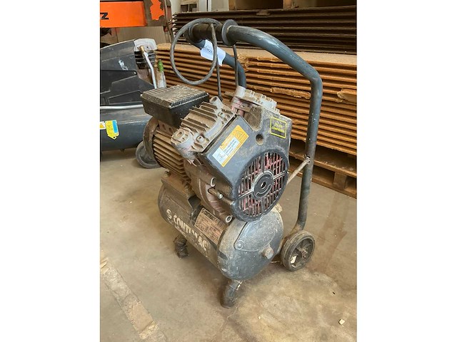 2018 contimac cm 240/10/10 wf verrijdbare luchtcompressor - afbeelding 2 van  4