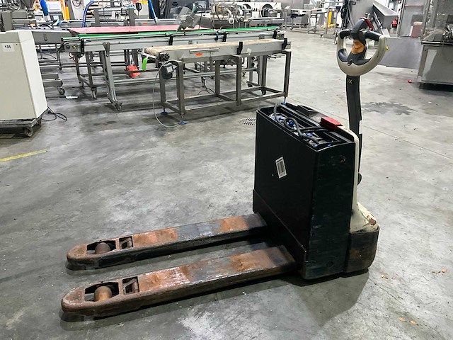 2018 crown wp-3010-1.6 elektrische palletwagen - afbeelding 4 van  11