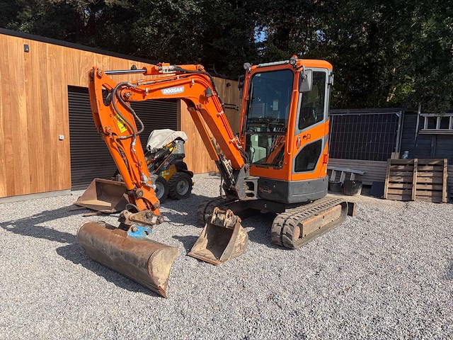 2018 doosan dx27z minigraafmachine - afbeelding 1 van  20