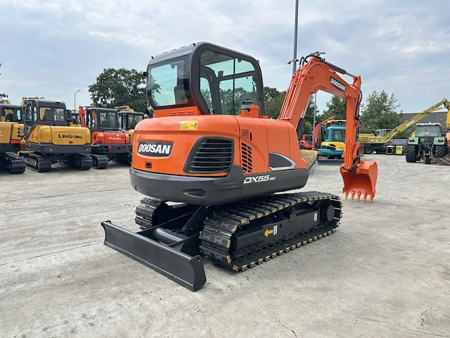 2018 doosan dx55-9c midigraafmachine - afbeelding 29 van  34